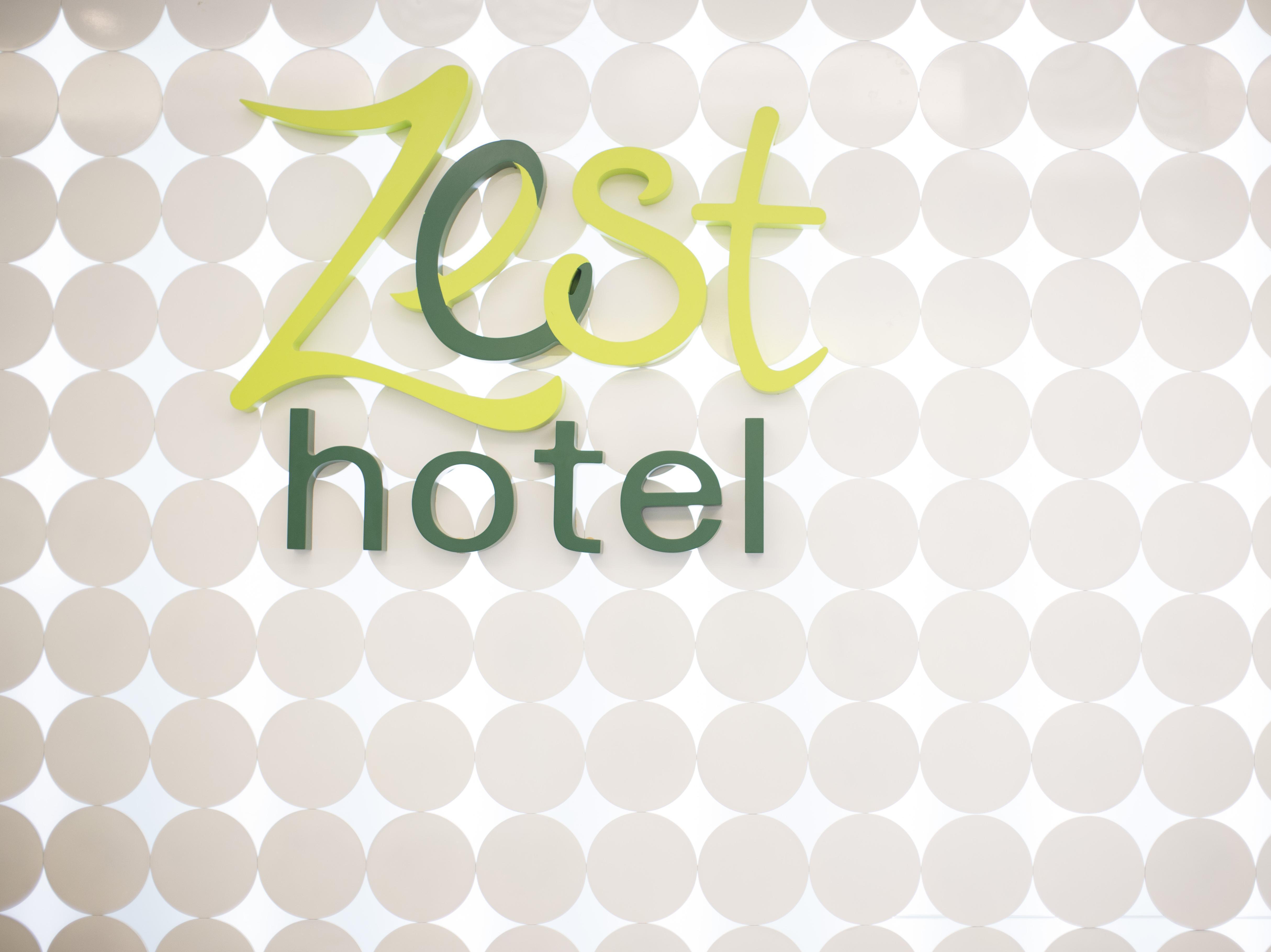 Zest Jemursari By Swiss-Belhotel International Surabaya Exterior foto